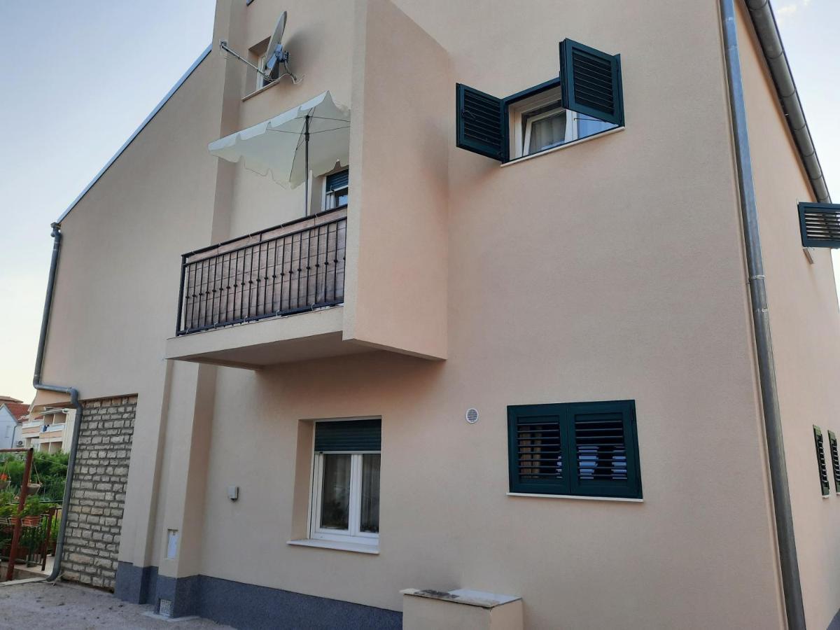 Apartman Laura M Водице Екстериор снимка