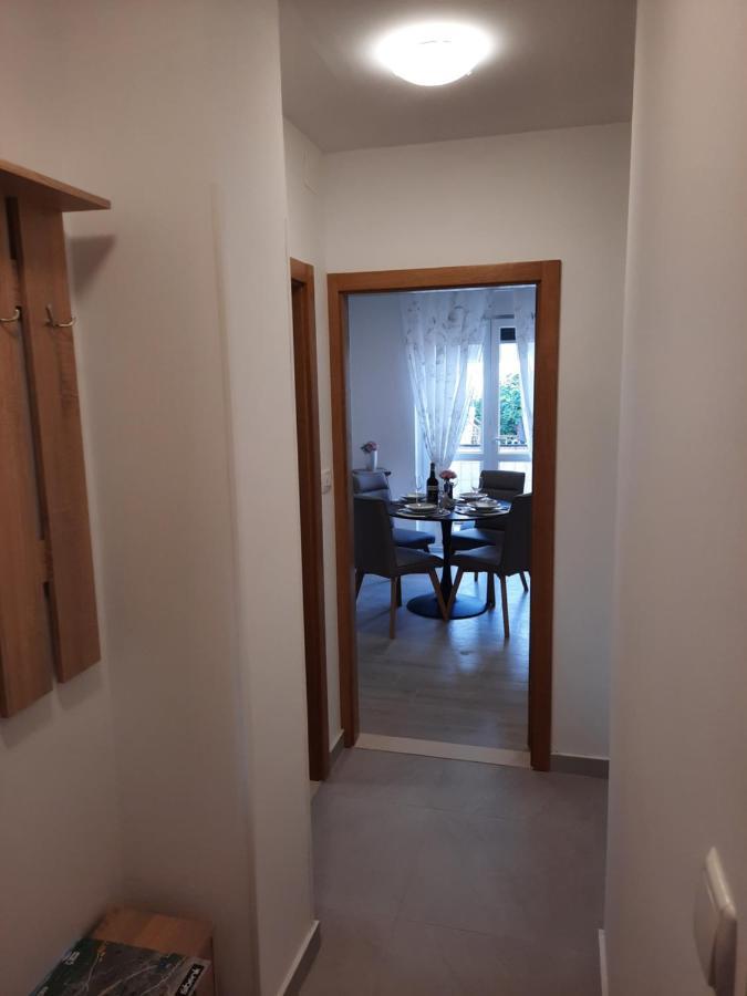 Apartman Laura M Водице Екстериор снимка