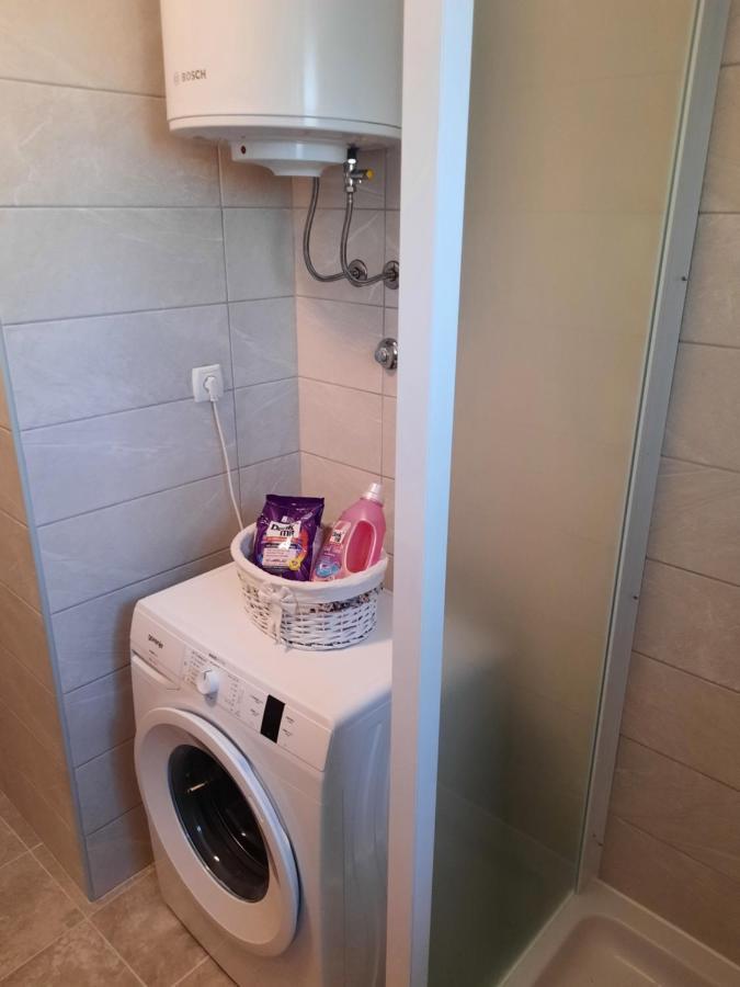Apartman Laura M Водице Екстериор снимка