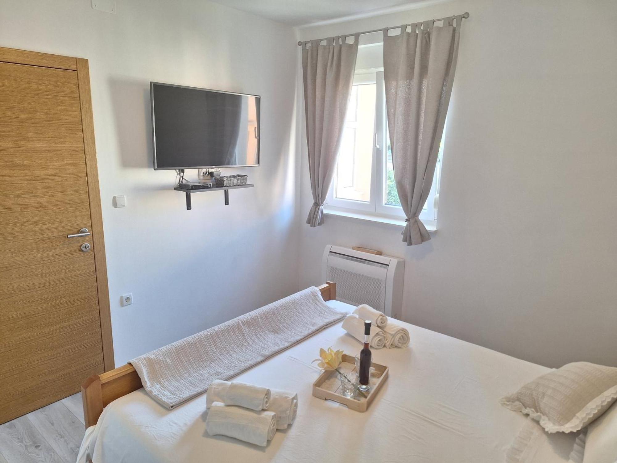 Apartman Laura M Водице Екстериор снимка